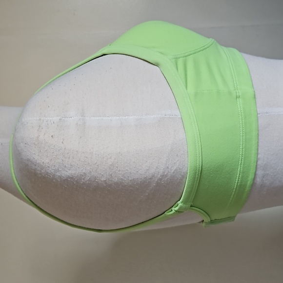 Victoria Secret Sport bra size 34C - Picture 4 of 11